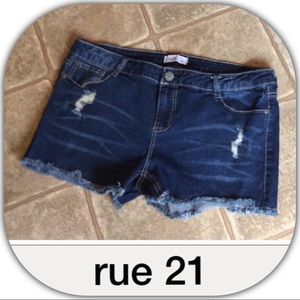Rue 21 distressed shorts